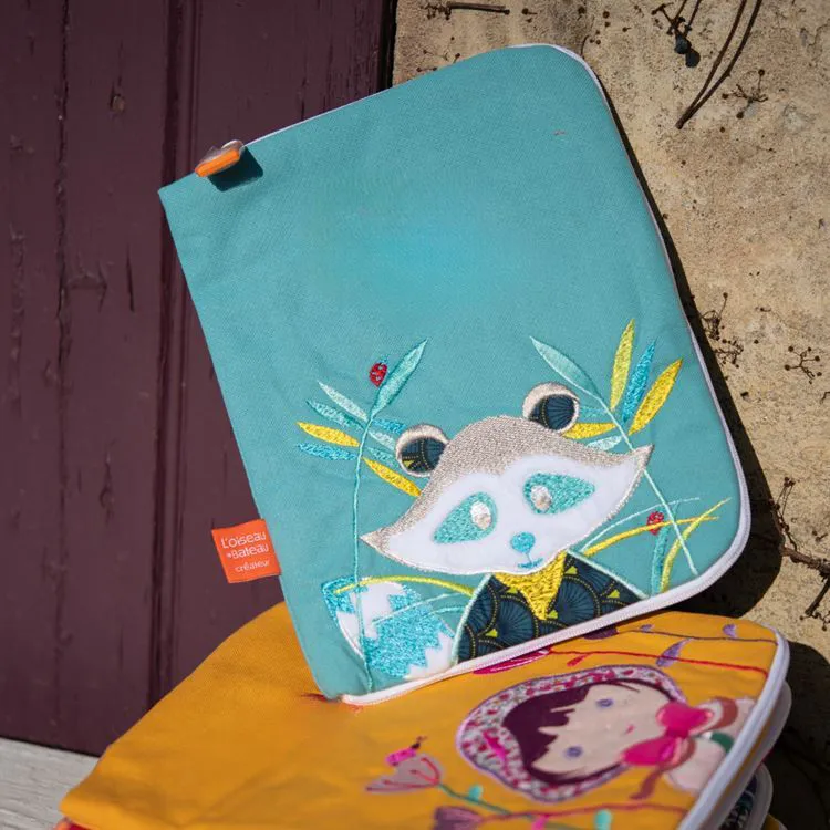 Protège carnet de santé Raton laveur